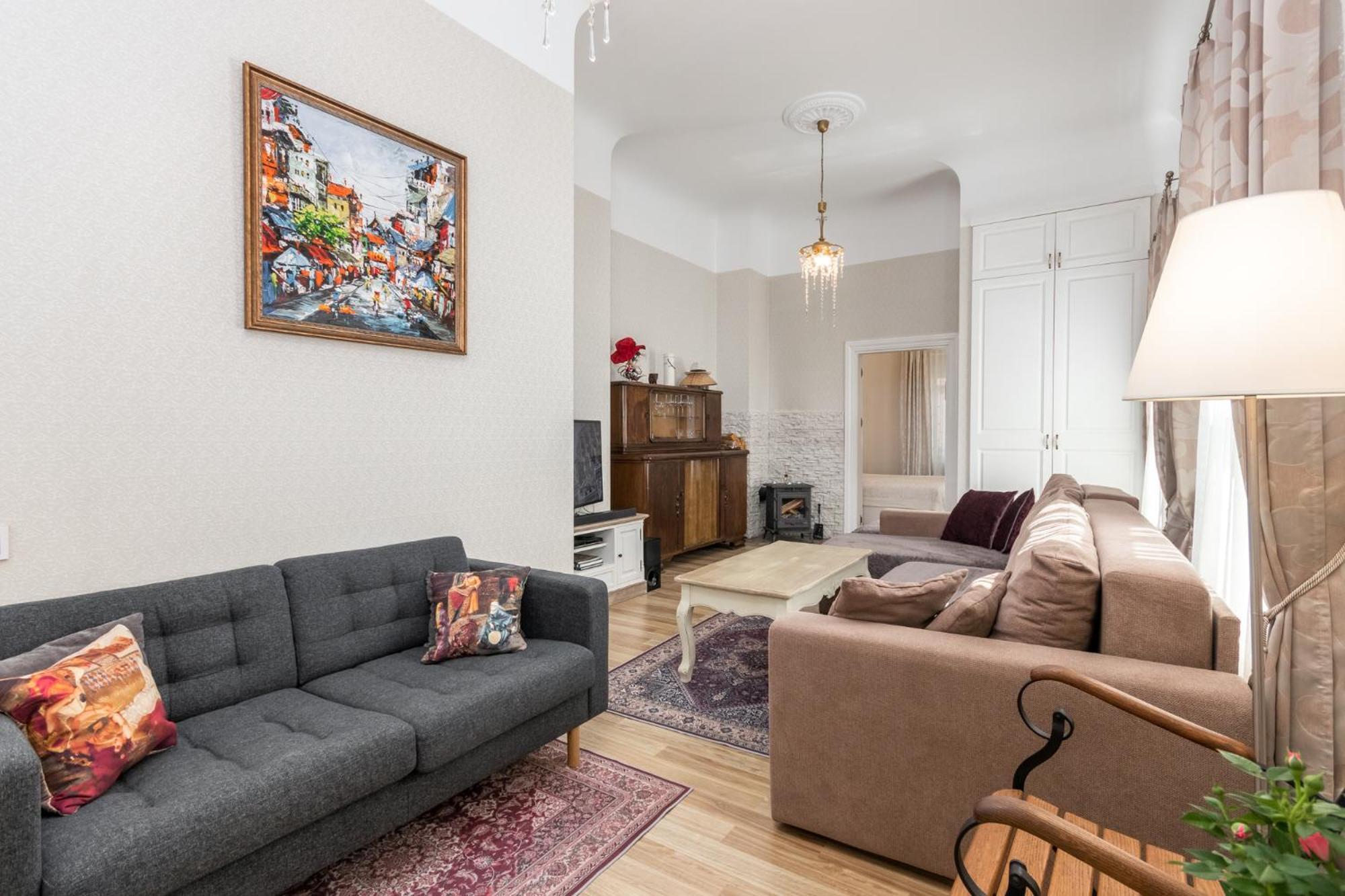 Elegant Apartment In Historical Centre & Free Locked Parking Riga Kültér fotó