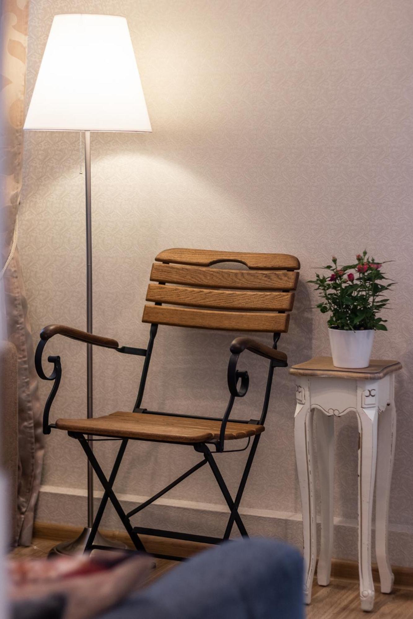Elegant Apartment In Historical Centre & Free Locked Parking Riga Kültér fotó
